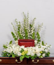 Traditional Elegance Memorial Wreath
