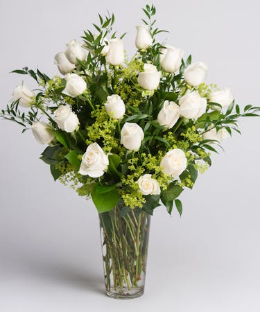 Premium White Roses Philadelphia Pa Robertson S Flowers Events